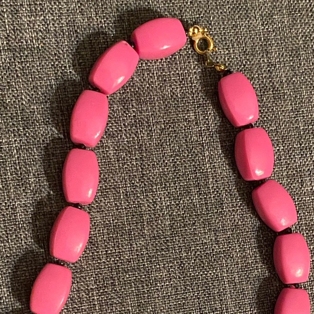 Pink Vintage Beaded Necklace - Picture 2 of 2